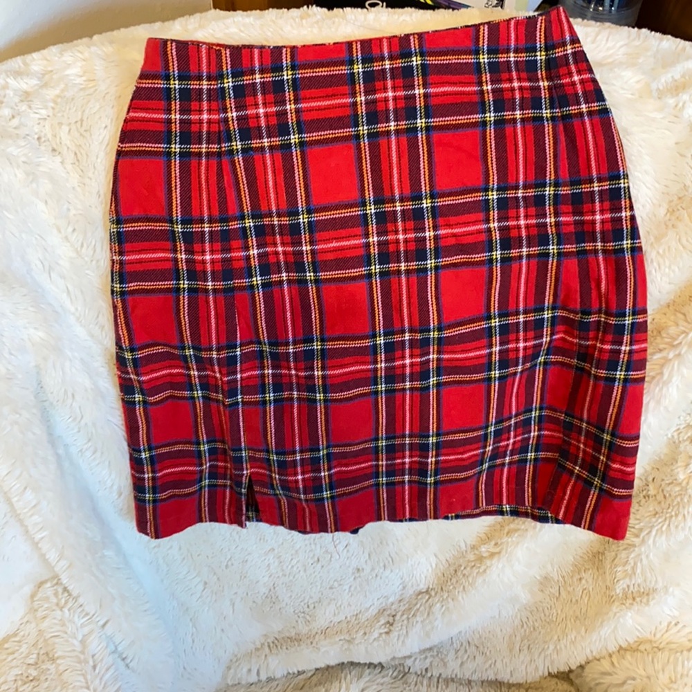Brandy Melville plaid pin skirt with slits